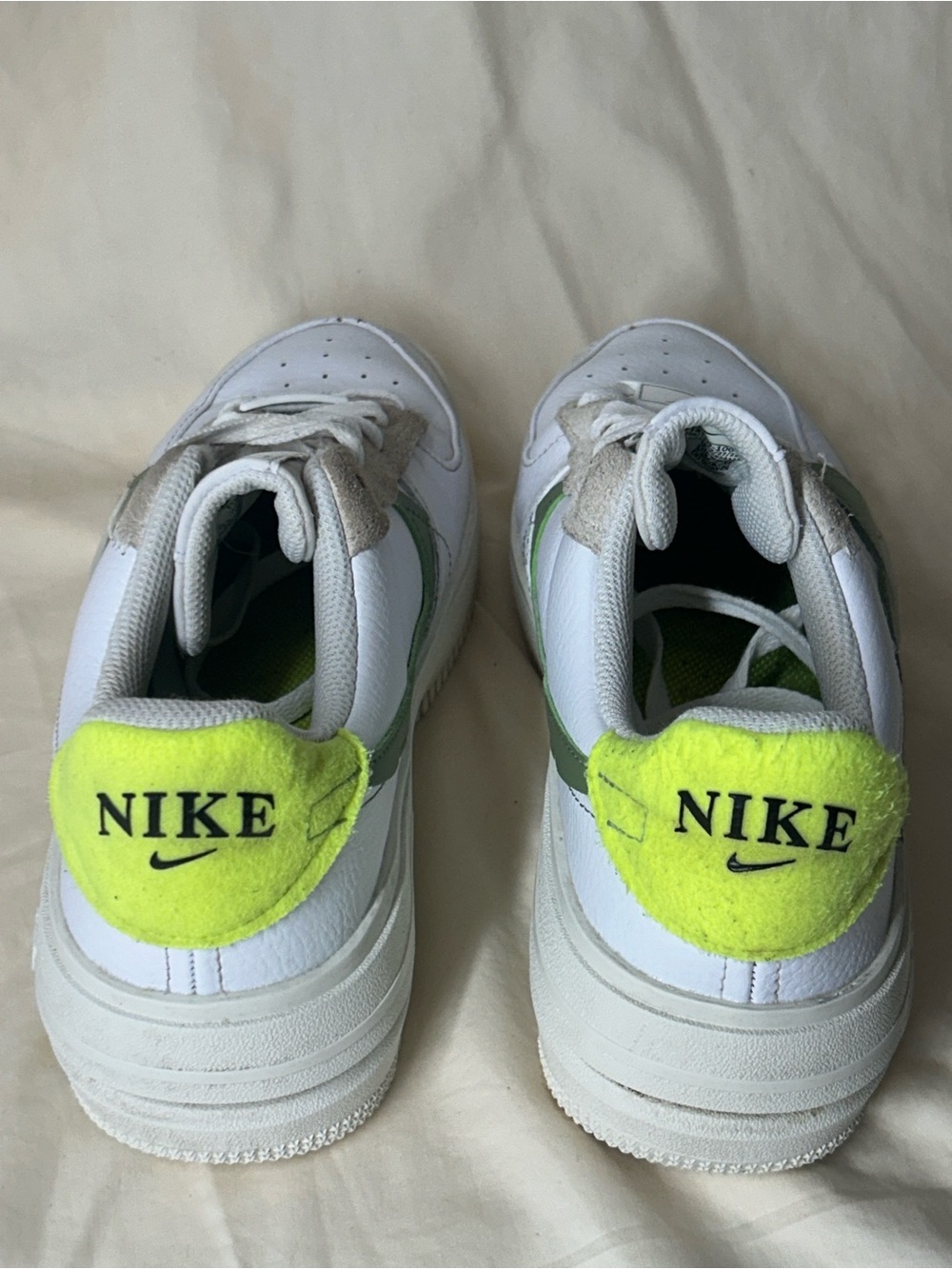Nike Women's Air Force 1 PLT.AF.ORM sneakers in white, oil green, & volt size 8 - Picture 4 of 7
